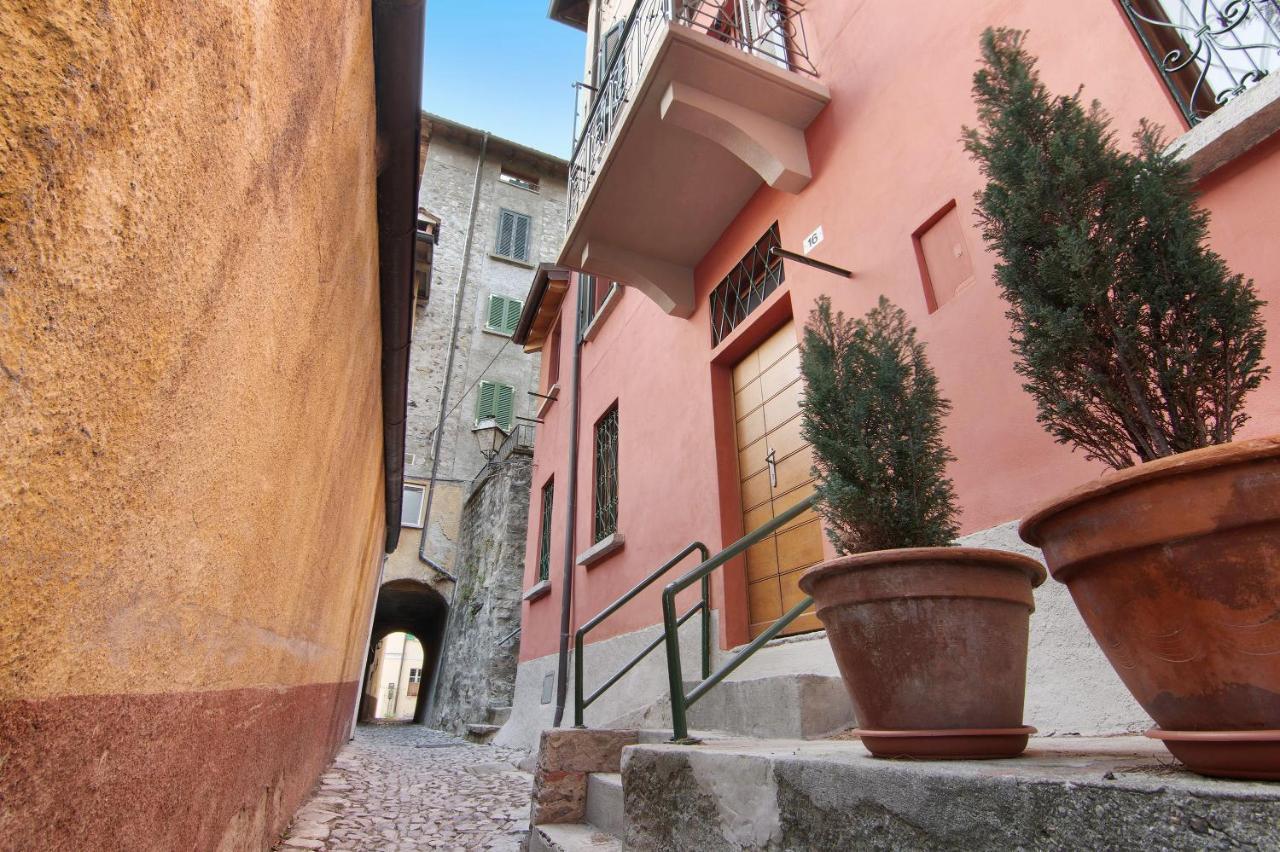 Fogazzaro Lake View Apartment Oria  Exterior photo